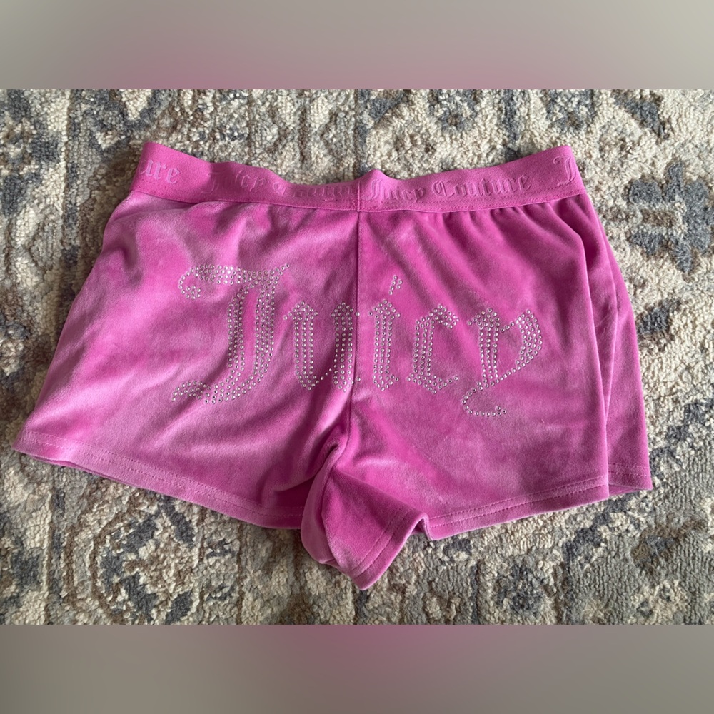 Y2K Juicy Couture shorts